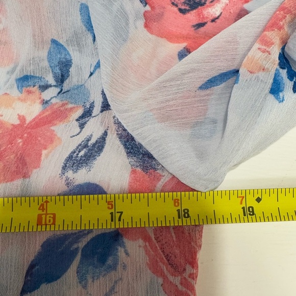 Kut from the Kloth Floral Button Down Shear Top Women’s oversized Size XS - Picture 13 of 15